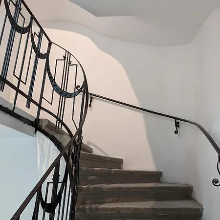 Old Town Unirii Square Damaris Appartement *